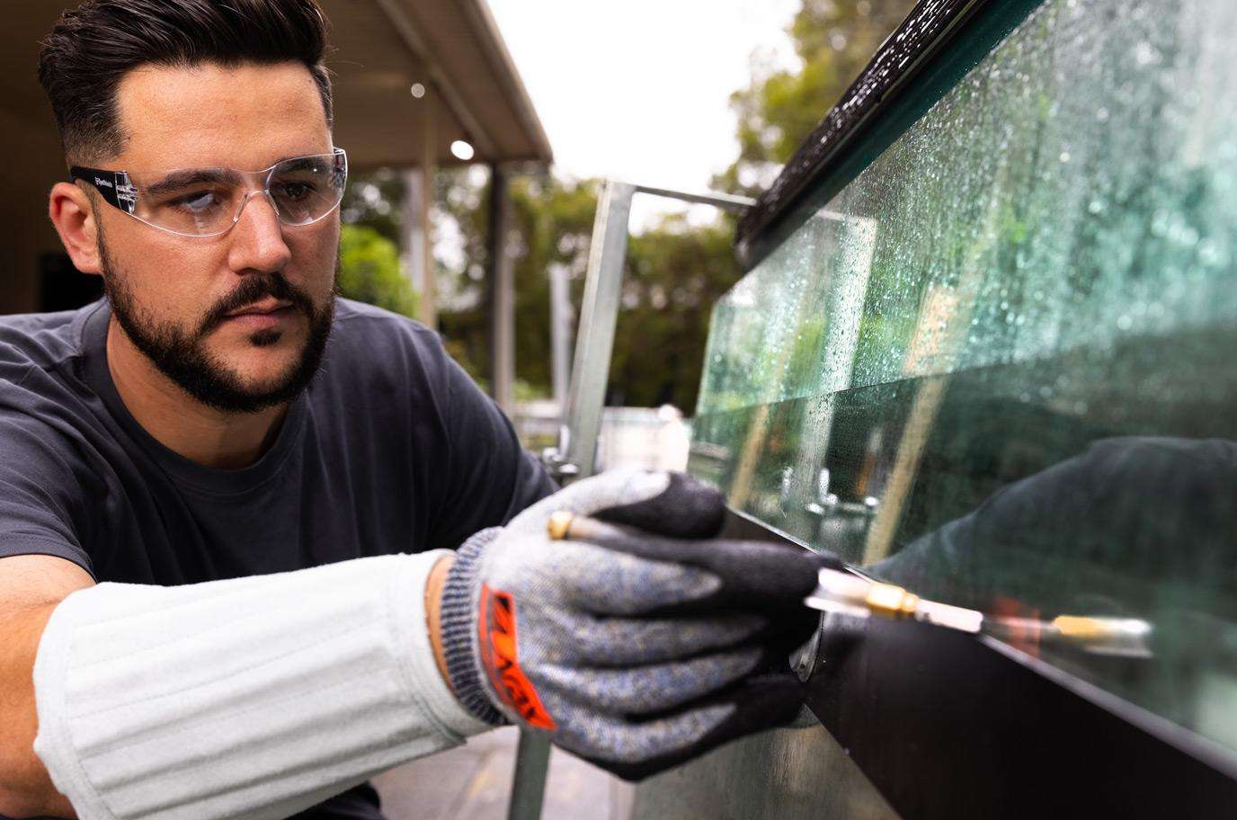 Emergency glass replacement 24/7/365 Australia-wide